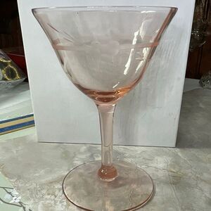 One replacement Etched Pink Depression champagne wine glass.